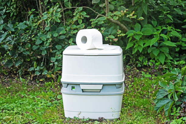 Best Portable toilet rental cost  in Buchanan, MI
